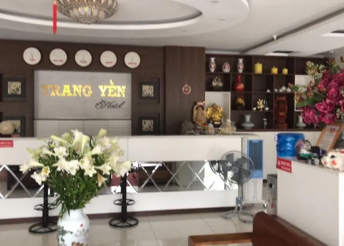 Bed & Breakfast Khach San Trang Yen *